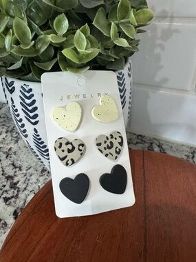 Heart Stud Earring Set - Cream, Leopard, Black